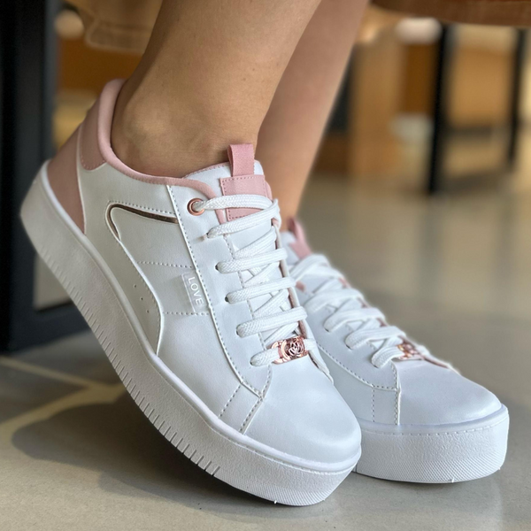 Tênis branco com rose